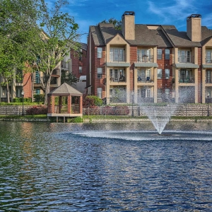 Secondary view of fountain in the Lake